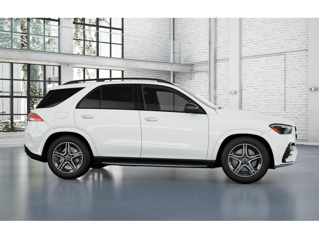 2026 Mercedes-BENZ GLE — миниатюра 16