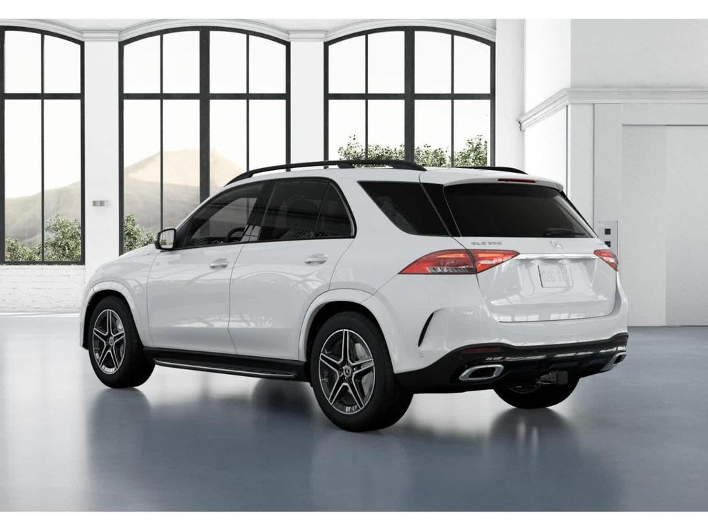 2026 Mercedes-BENZ GLE — миниатюра 29