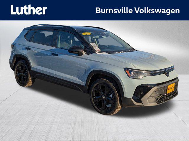 New 2026 Volkswagen Taos SE Black