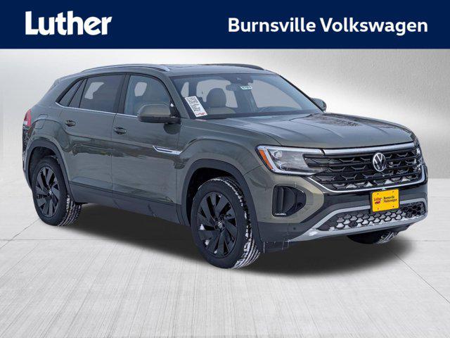 New 2026 Volkswagen Atlas Cross Sport 2.0T SE w/Technology 4MOTION