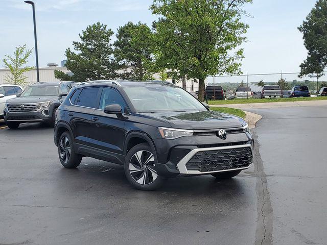 New 2026 Volkswagen Taos SE
