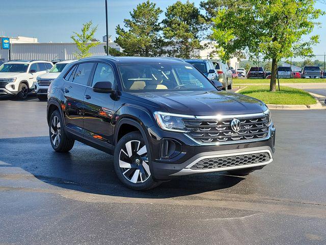 New 2026 Volkswagen Atlas Cross Sport 2.0T SE w/Technology 4MOTION