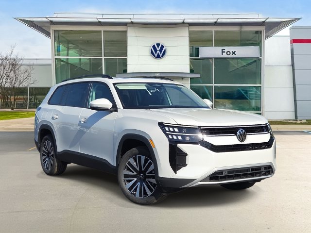 New 2027 Volkswagen Atlas SE w/Technology
