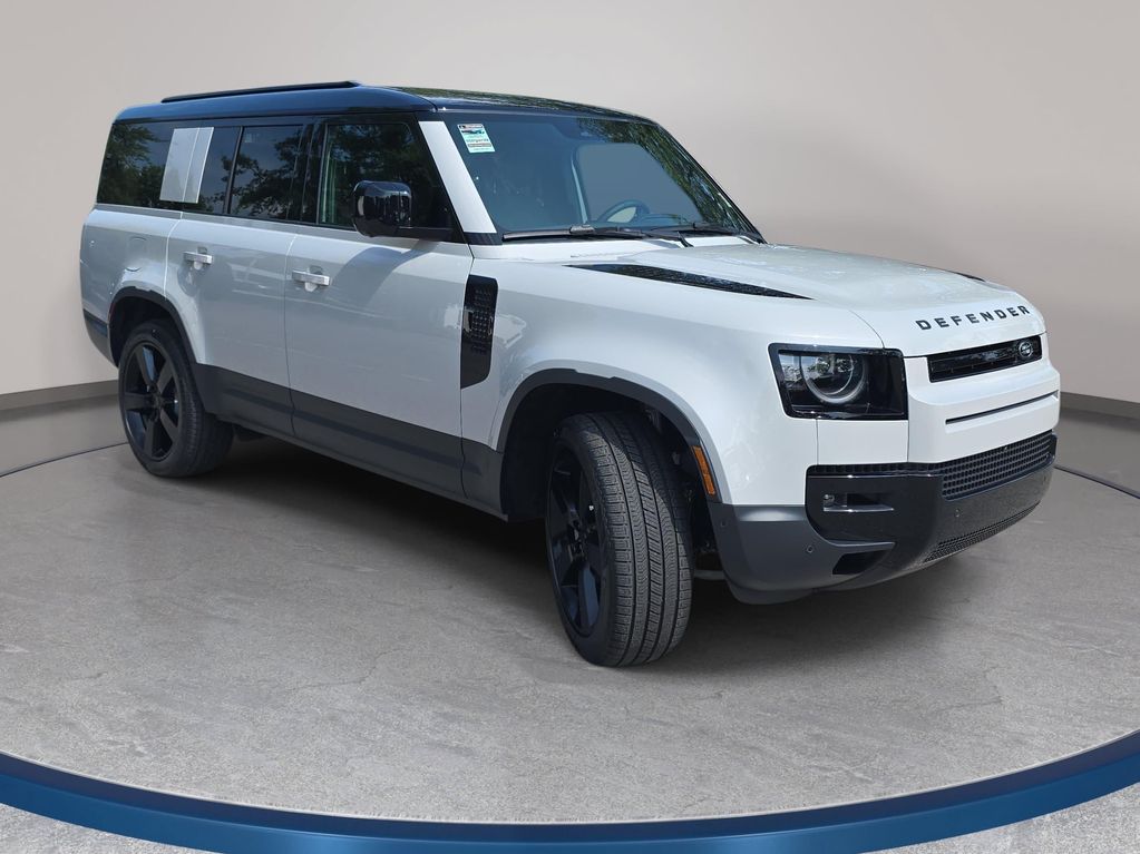 2026 LAND Rover DEFENDER P300 S photo 3