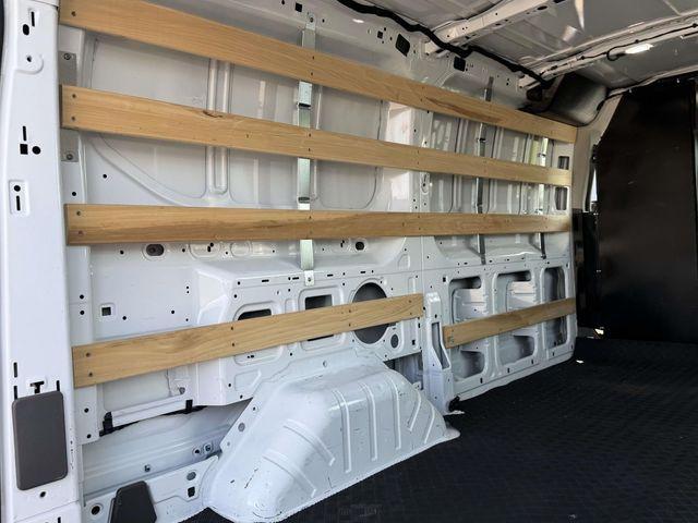 صورة مصغرة 11 لـ 2025 FORD TRANSIT-250 BASE