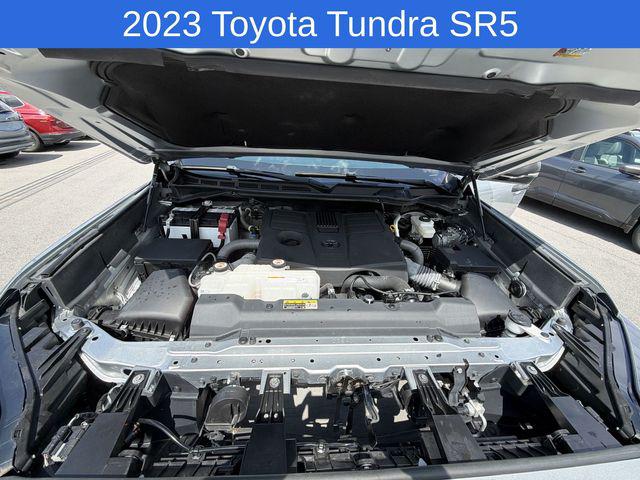 صورة مصغرة 19 لـ 2023 Toyota TUNDRA SR5