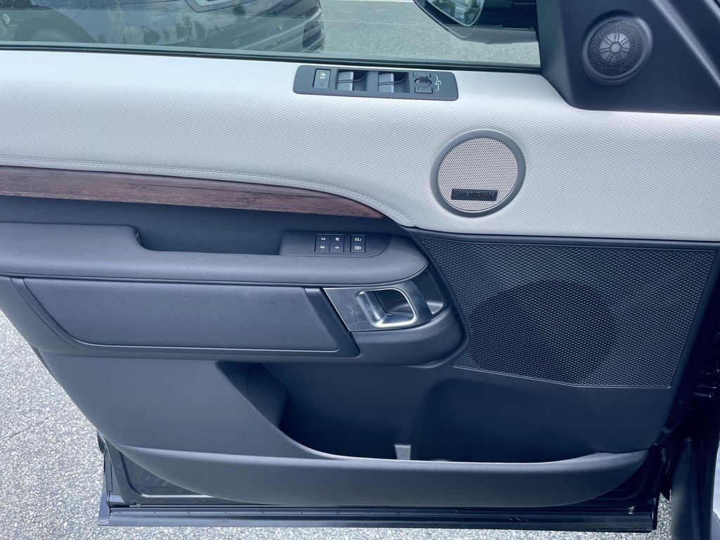 2026 LAND Rover DISCOVERY DYNAMIC SE — миниатюра 12