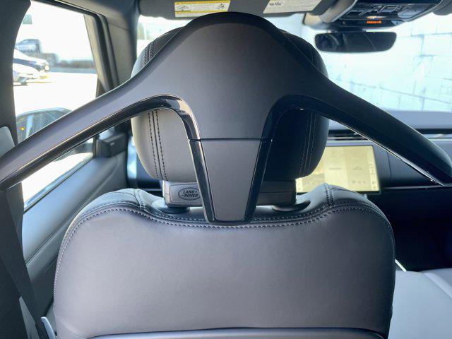 صورة مصغرة 32 لـ 2026 LAND Rover RANGE ROVER P530 SE 7 SEAT