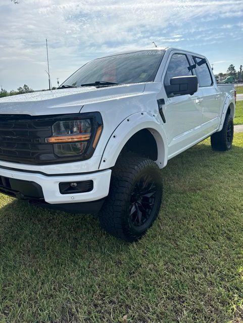FORD F-150 XLT - 4