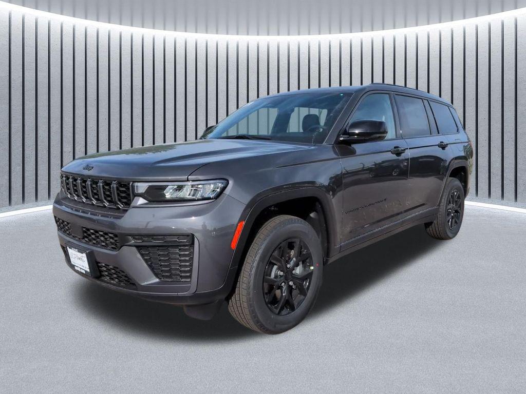 New 2026 Jeep Grand Cherokee Altitude