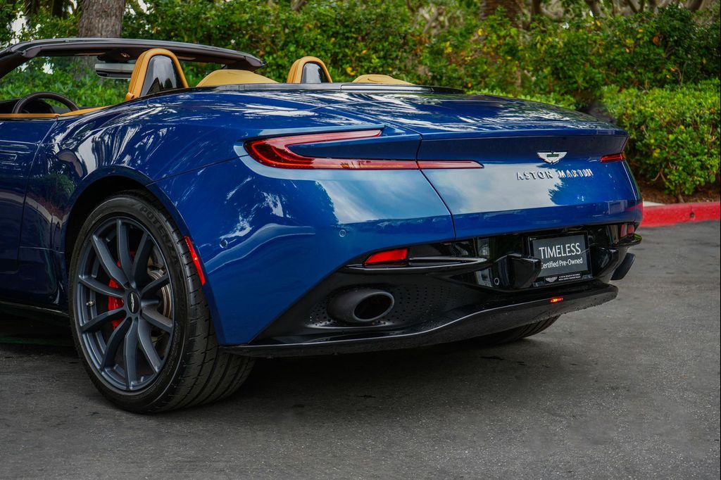 2023 Aston Martin DB11 VOLANTE 照片 13