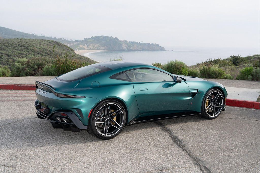 2026 ASTON MARTIN VANTAGE S photo 3