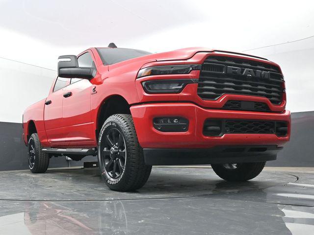 New 2026 RAM 2500 Black Express Crew Cab 4x4 6'4' Box