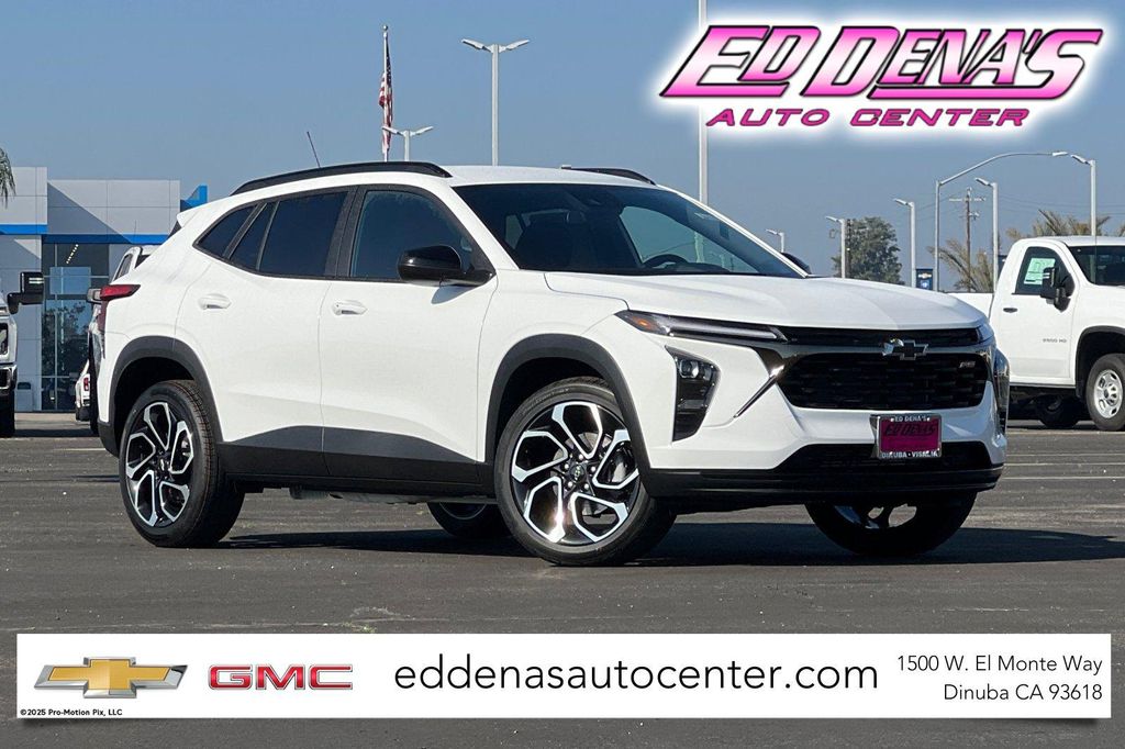 New 2026 Chevrolet Trax FWD 2RS