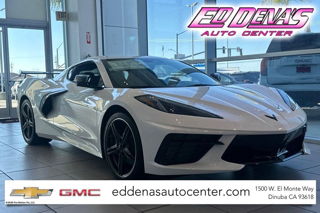 New 2026 Chevrolet Corvette Stingray w/1LT