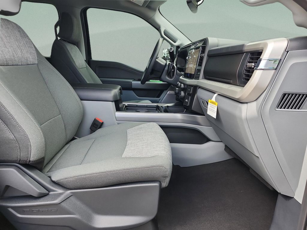 صورة مصغرة 15 لـ 2026 FORD F-250 XLT