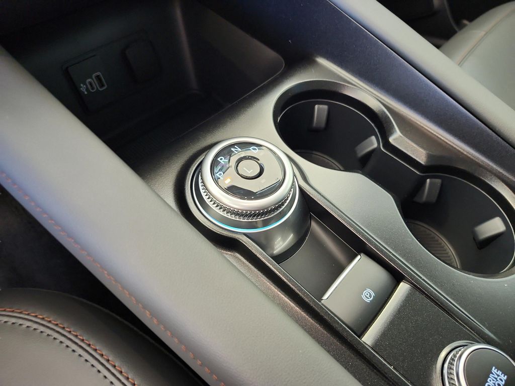 صورة مصغرة 12 لـ 2026 FORD EXPLORER ACTIVE