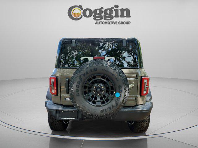 FORD BRONCO - 4