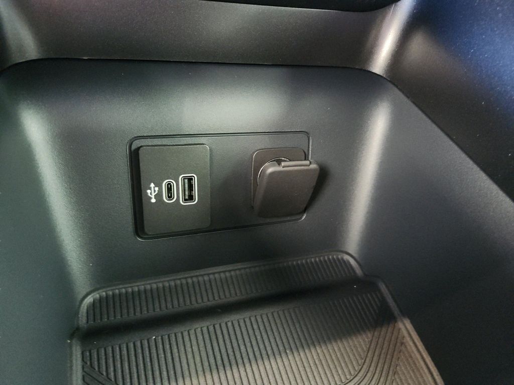 2026 FORD EXPLORER TREMOR 缩略图 28