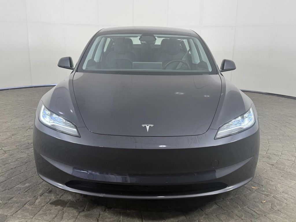 2025 Tesla MODEL 3 LONG RANGE — фото 2
