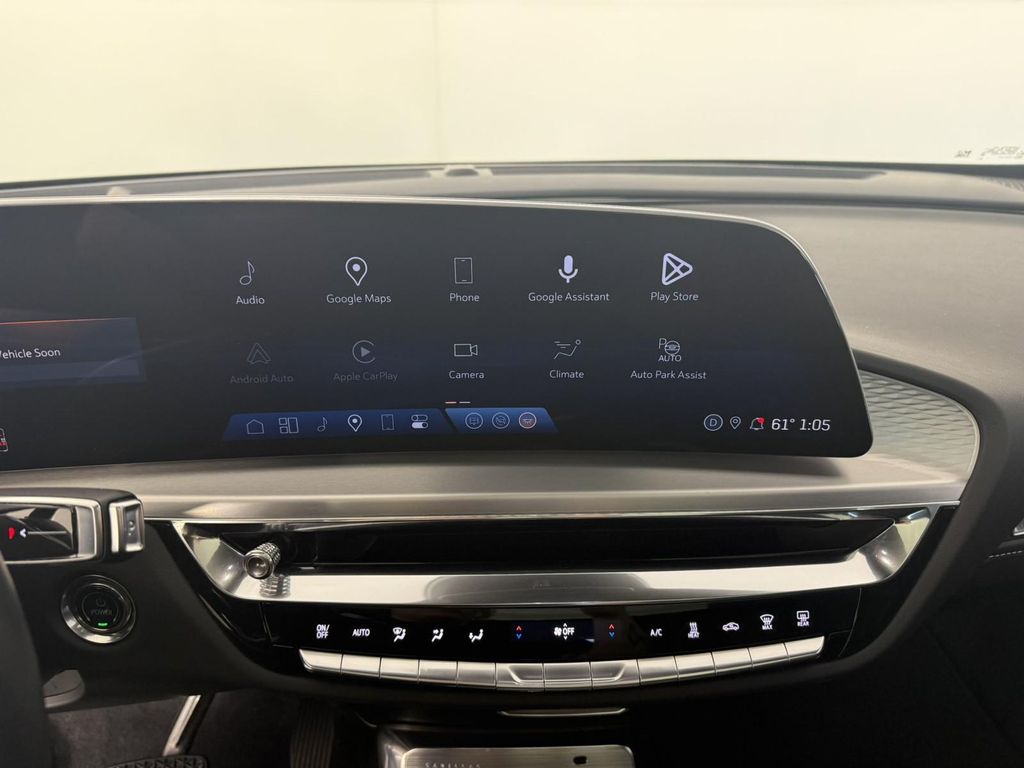 2024 Cadillac LYRIQ SPORT — миниатюра 19