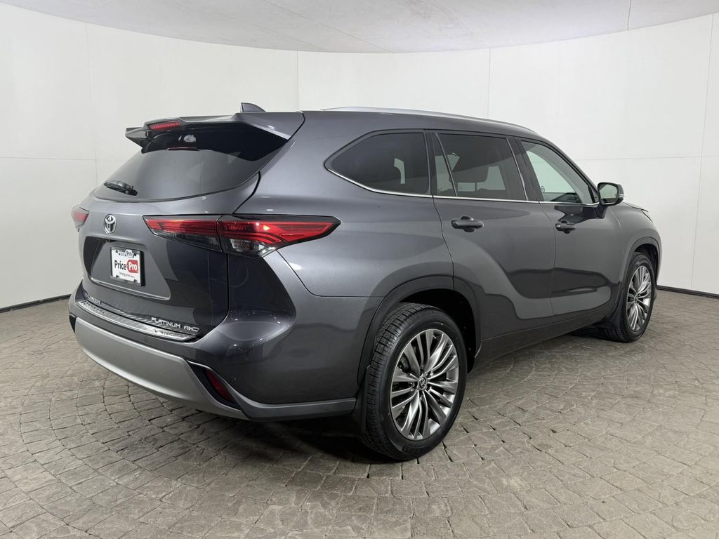 TOYOTA HIGHLANDER - 9