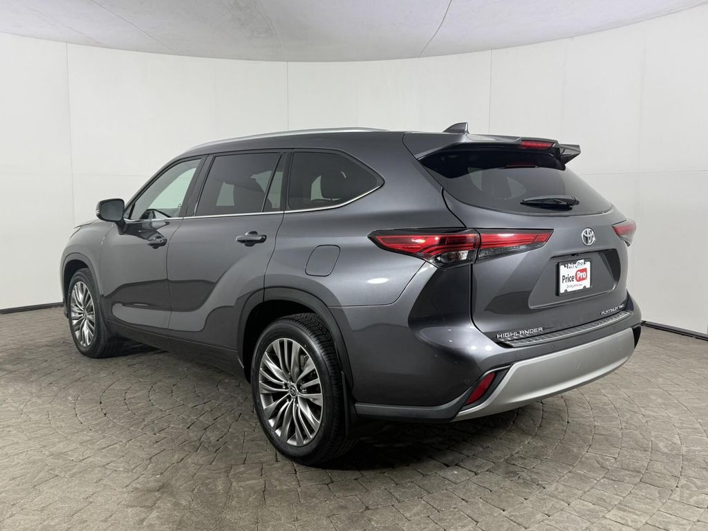 TOYOTA HIGHLANDER - 5