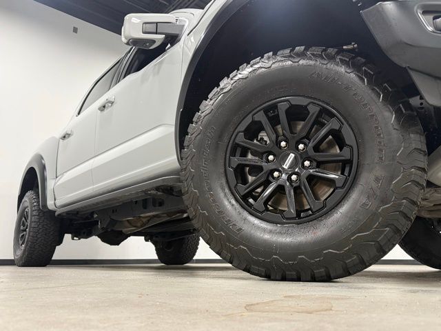 FORD F-150 RAPTOR - 3