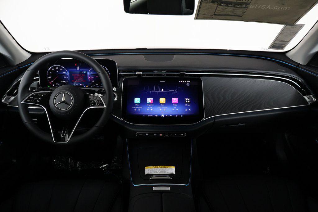 MERCEDES-BENZ E-CLASS - 4