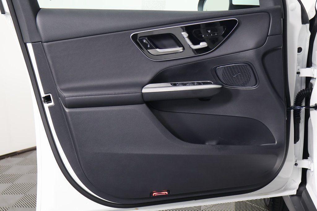 MERCEDES-BENZ GLC - 7