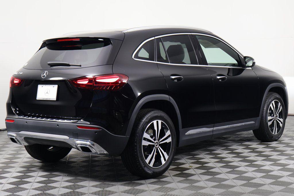 MERCEDES-BENZ GLA-CLASS - 2