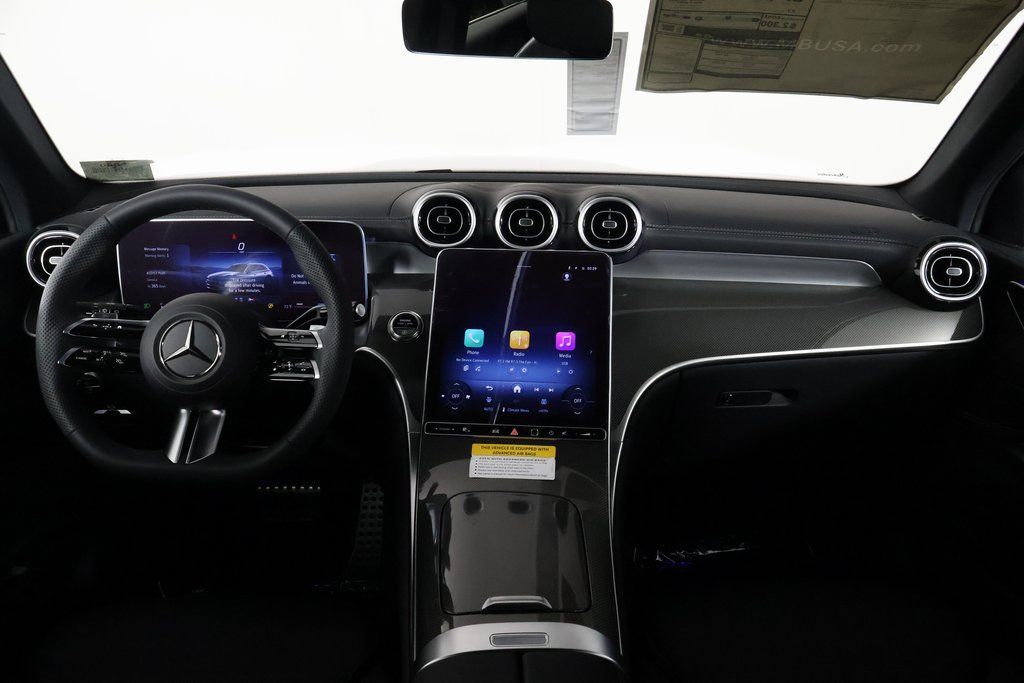 2026 Mercedes-BENZ GLC — фото 4