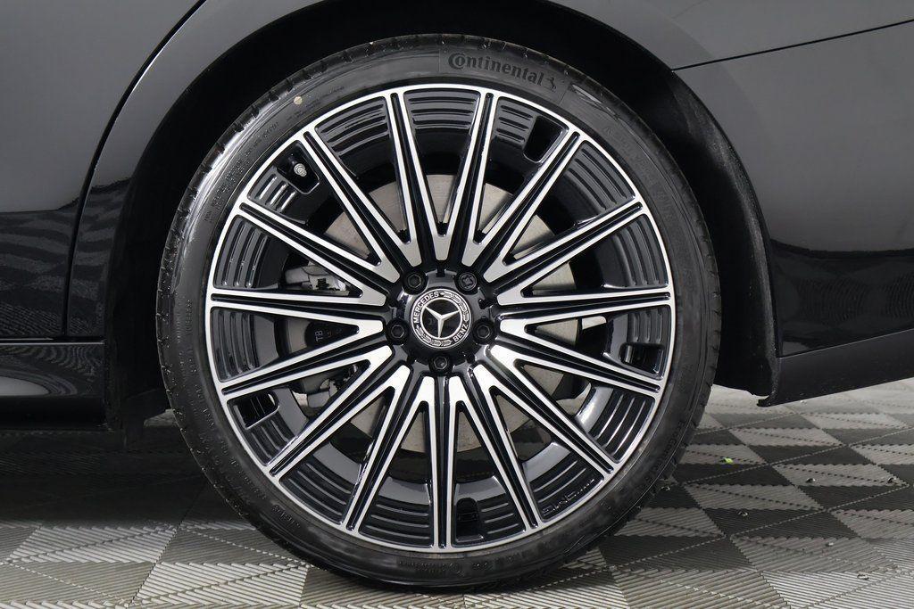 MERCEDES-BENZ E-CLASS - 10