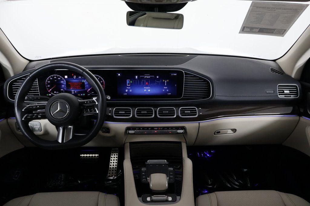 MERCEDES-BENZ GLS - 8