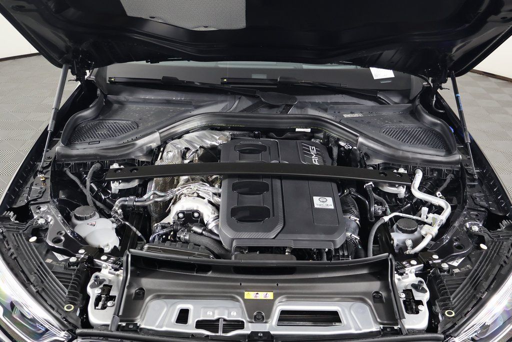 صورة 9 لـ 2026 Mercedes-BENZ AMG GLC 43 4MATIC