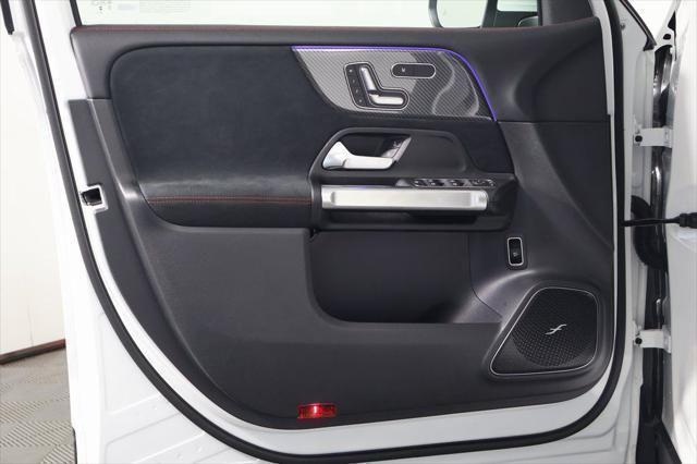 MERCEDES-BENZ GLB-CLASS AMG - 7