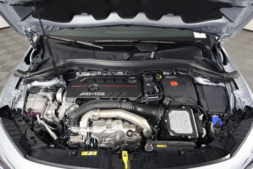 MERCEDES-BENZ GLA-CLASS AMG - 9