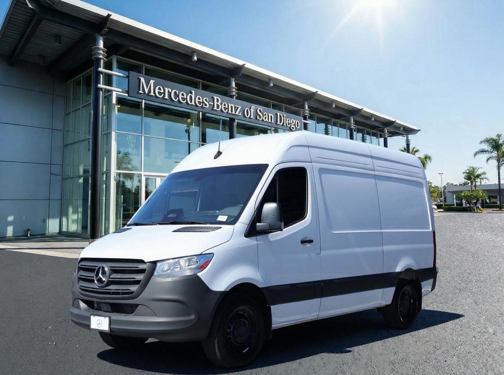 New 2025 Mercedes-Benz Sprinter 2500 Standard Roof