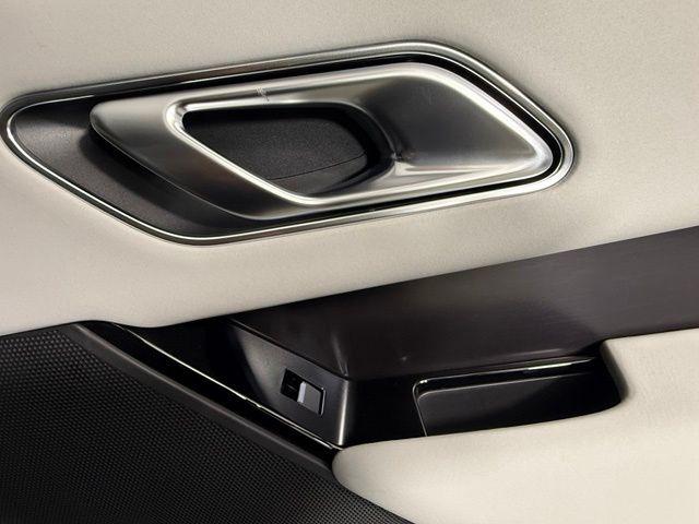 صورة مصغرة 27 لـ 2026 LAND Rover RANGE ROVER VELAR P250 SE R-DYNAMIC