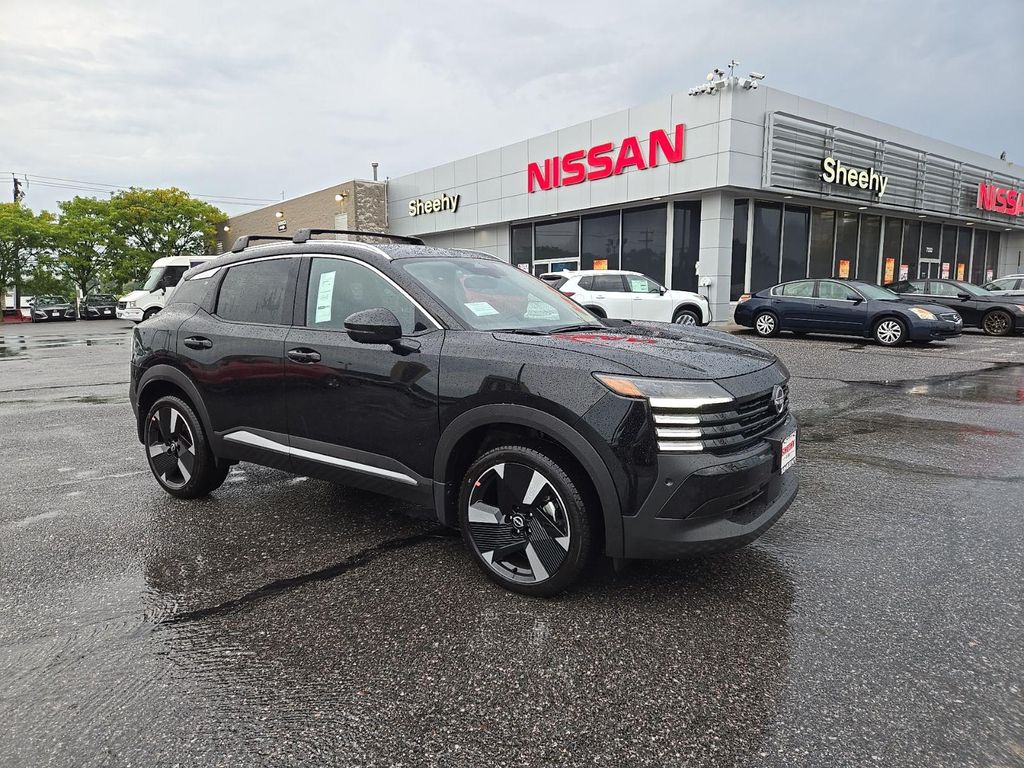 New 2026 Nissan Kicks SR