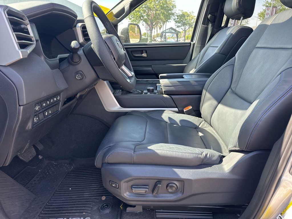 2026 Toyota SEQUOIA PLATINUM — миниатюра 19