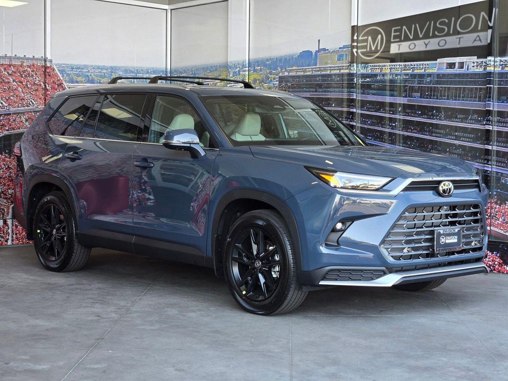 New 2026 Toyota Grand Highlander Hybrid Platinum MAX