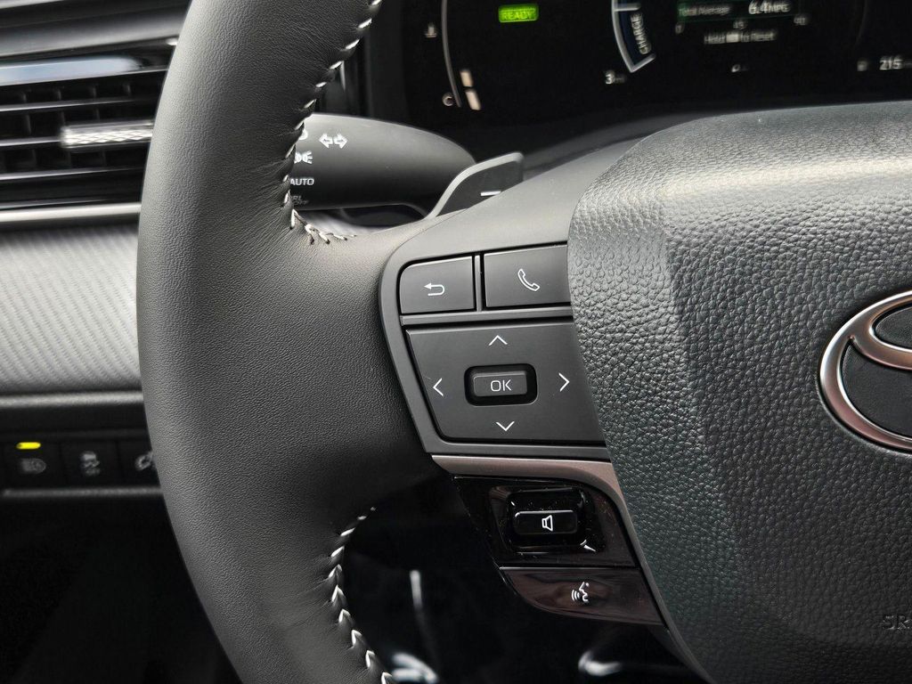 صورة مصغرة 20 لـ 2026 Toyota CAMRY SE