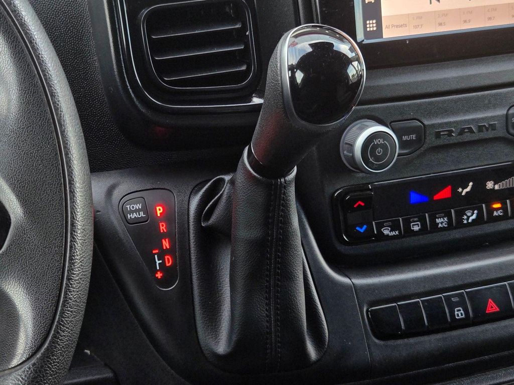 2025 RAM PROMASTER 2500 TRADESMAN — миниатюра 19