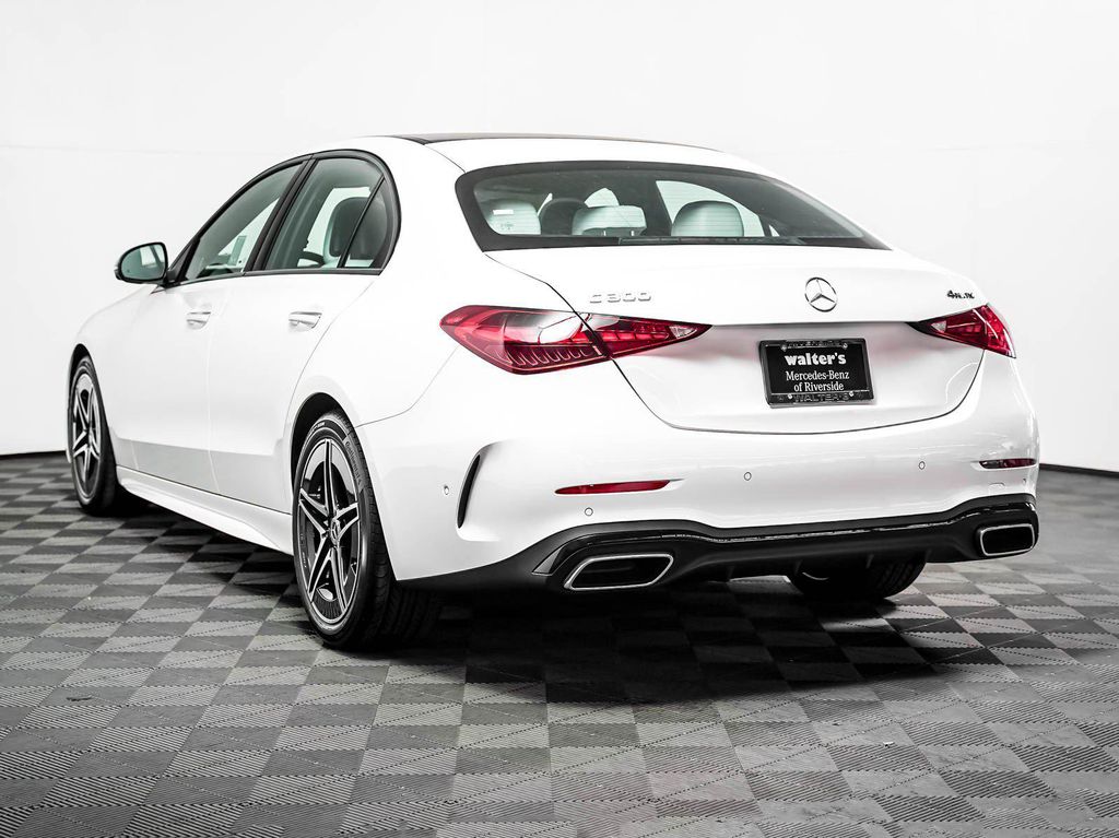 2026 Mercedes-BENZ C-CLASS 照片 2