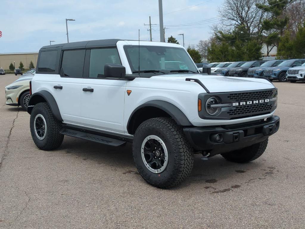 FORD BRONCO BADLANDS - 2