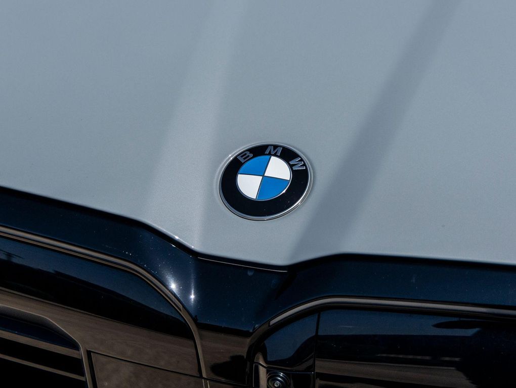 2026 BMW M5 BASE — миниатюра 17