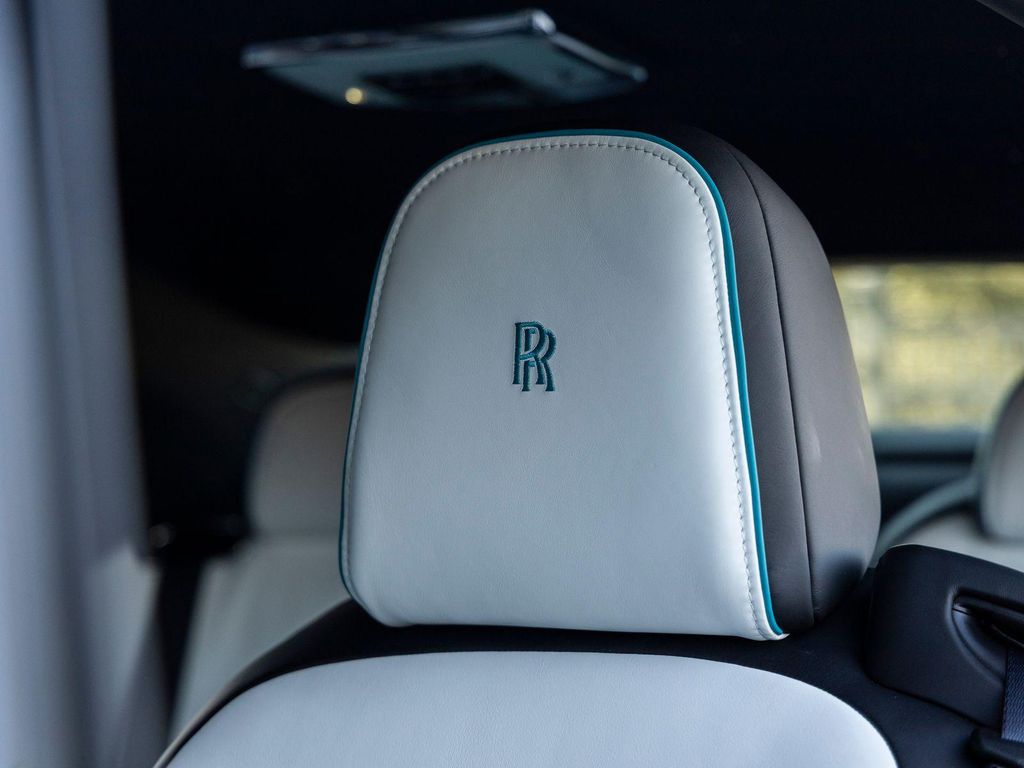 2025 ROLLS-ROYCE SPECTRE — миниатюра 30