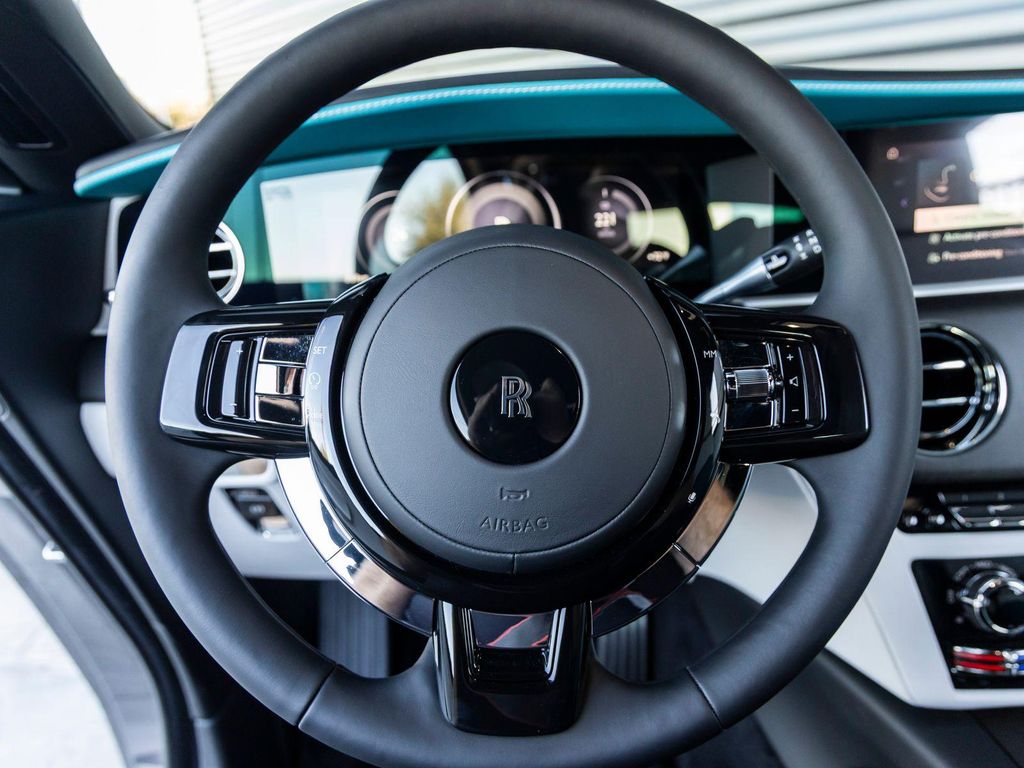 2025 ROLLS-ROYCE SPECTRE — миниатюра 33