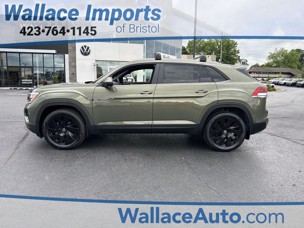 New 2026 Volkswagen Atlas Cross Sport 2.0T SE W/TECHNOLOGY